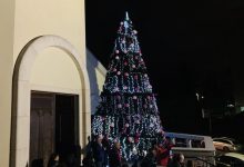 Avellino| Prevenzione e visite gratuite, illuminato a Rione Mazzini l’ultimo albero di “7 passi per un sorriso”