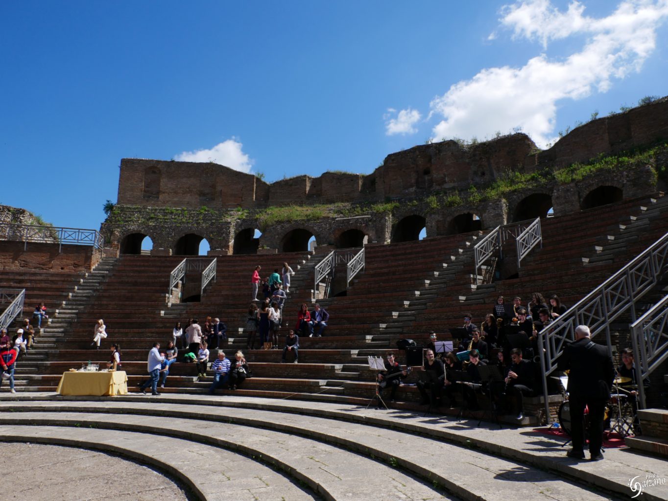 Benevento| Al Teatro Romano “Aperitivo in Musica” domenica 8 dicembre