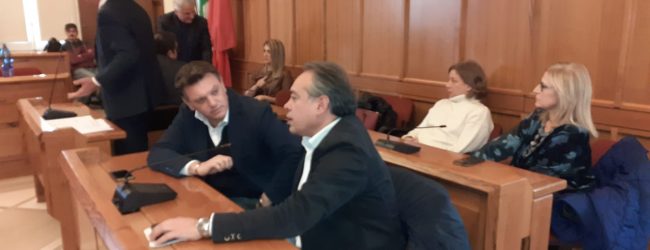 Benevento| Bagarre in Consiglio, opposizione recita il “de profundis”