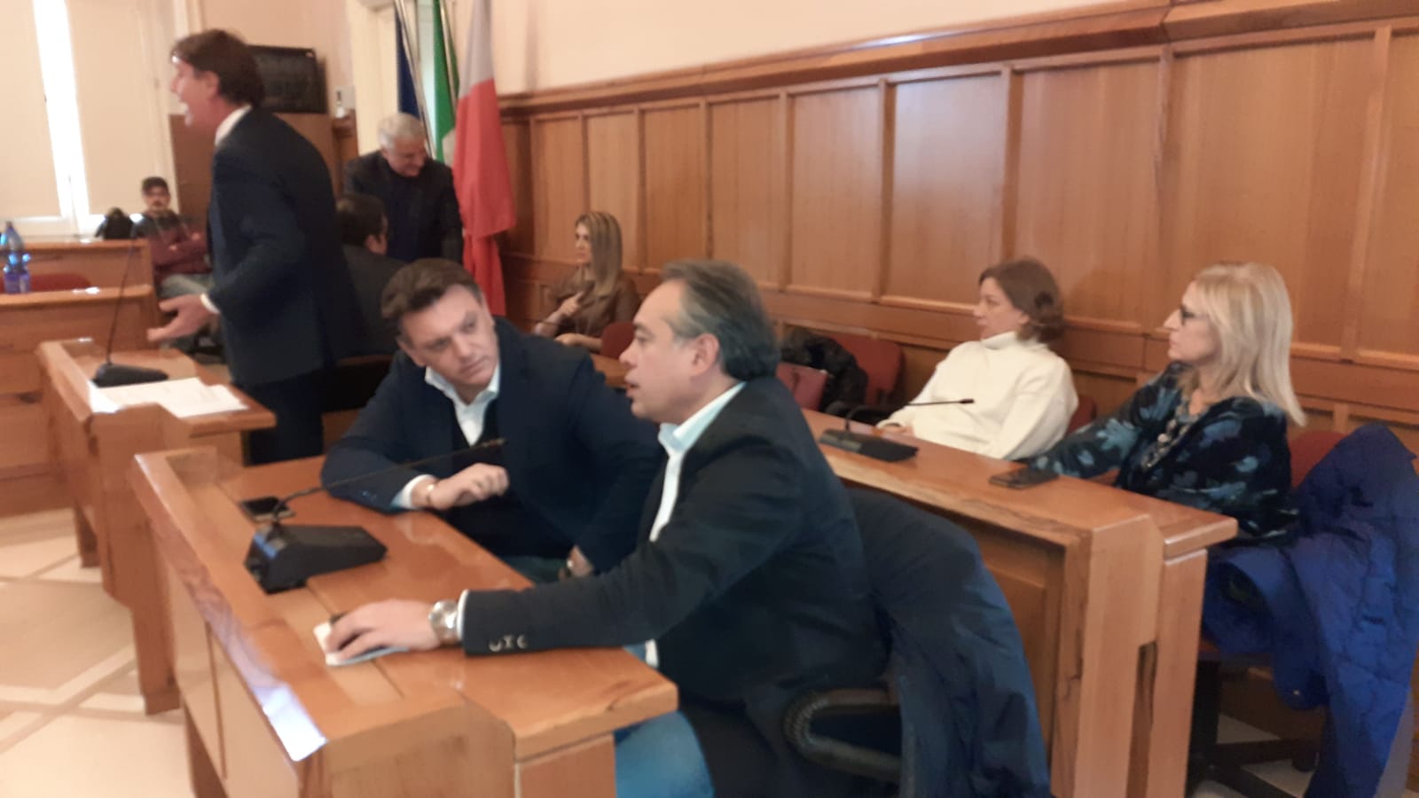 Benevento| Bagarre in Consiglio, opposizione recita il “de profundis”