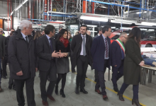 328 bus dall’IIA di Flumeri all’Atac di Roma, Raggi: abbiamo salvato due grandi aziende italiane