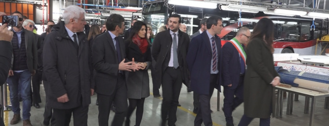 328 bus dall’IIA di Flumeri all’Atac di Roma, Raggi: abbiamo salvato due grandi aziende italiane