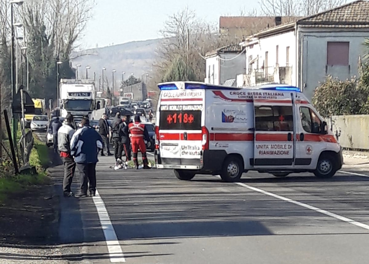 La Statale Appia miete un’altra vittima della strada.La gente chiede misure di sicurezza