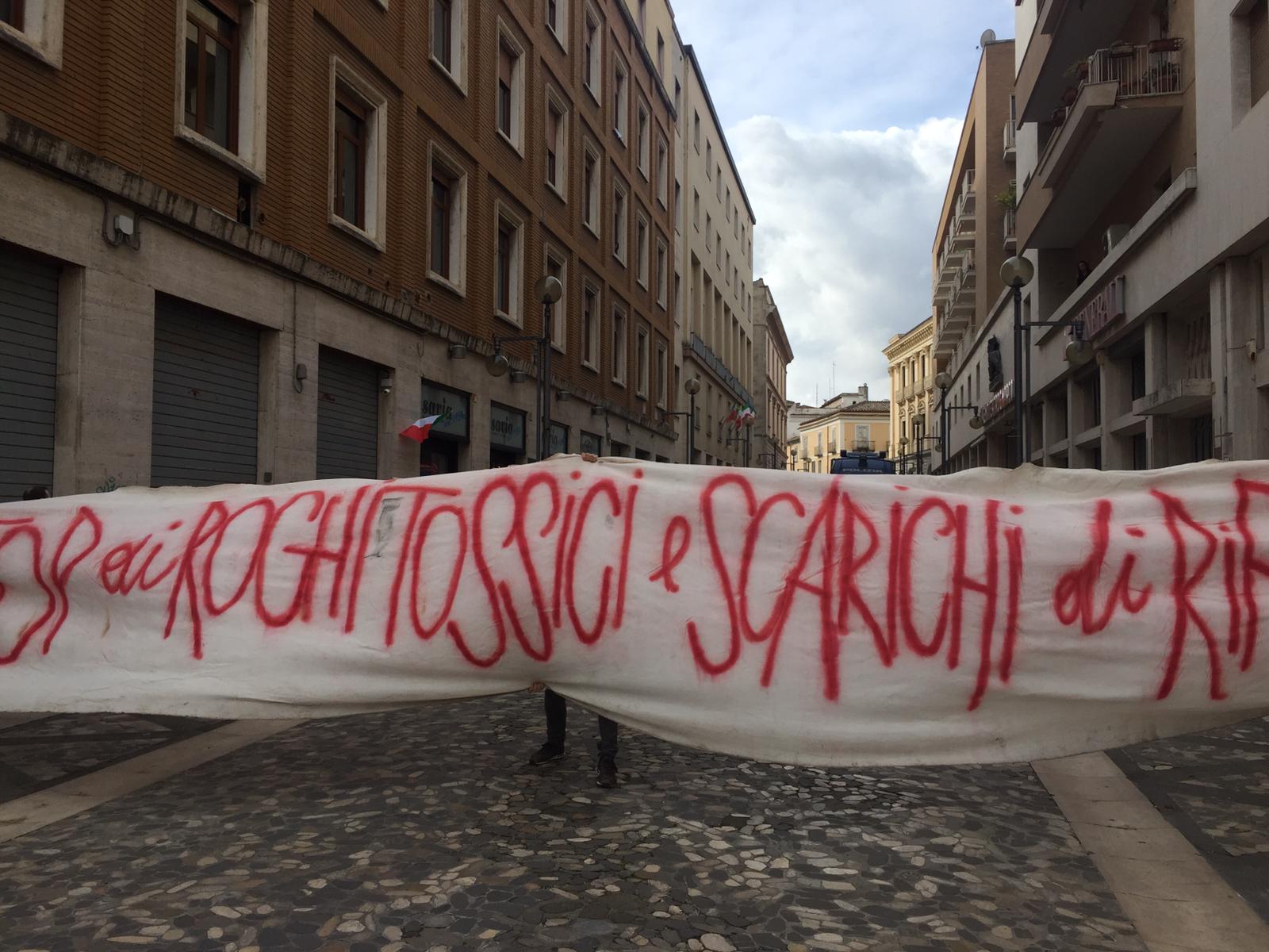 Benevento| La protesta della “Terra dei fuochi”arriva a Benevento nel giorno di Mattarella