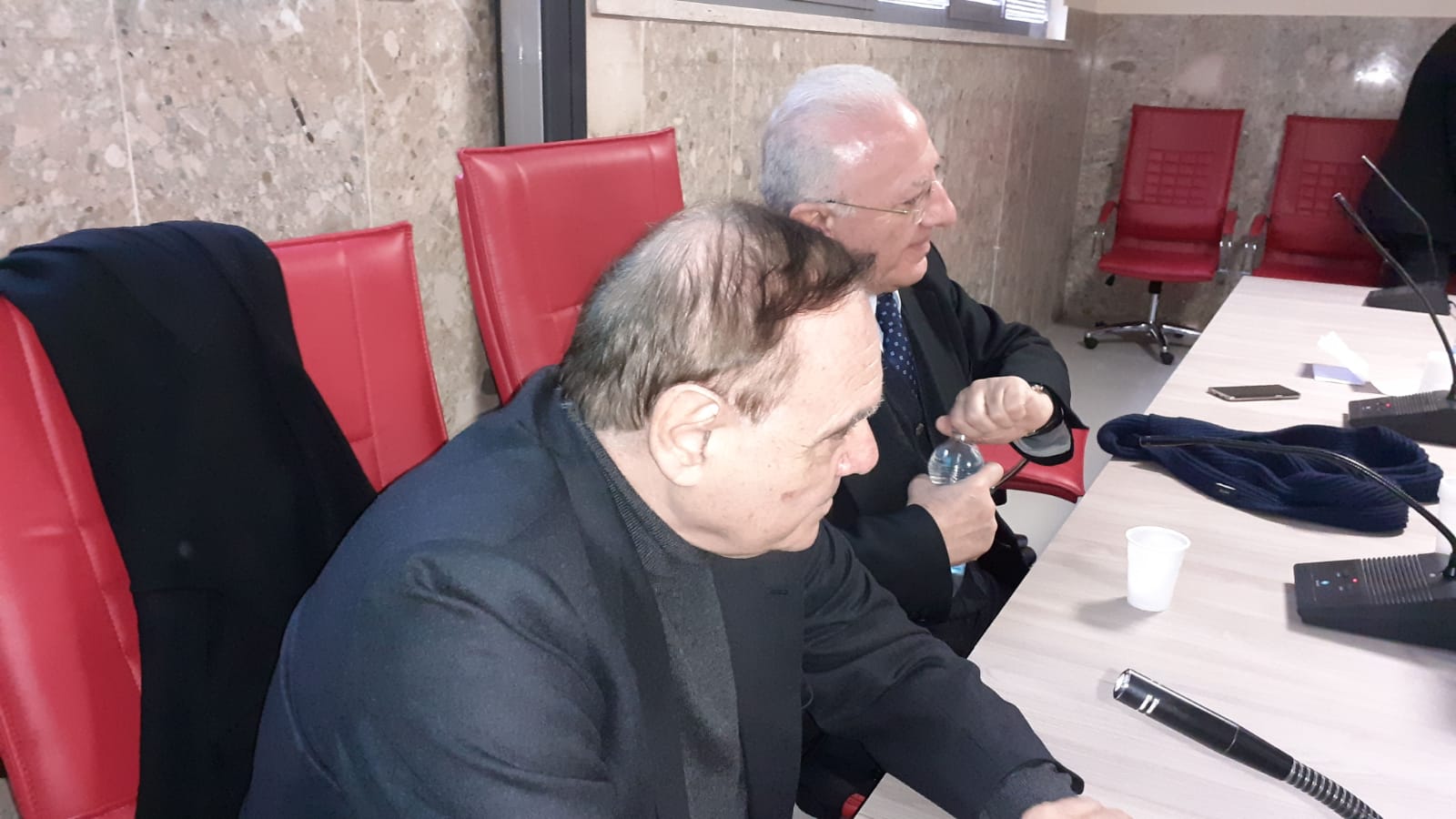 Benevento| Mastella, dimissioni certe. Con De Luca occhiate complici