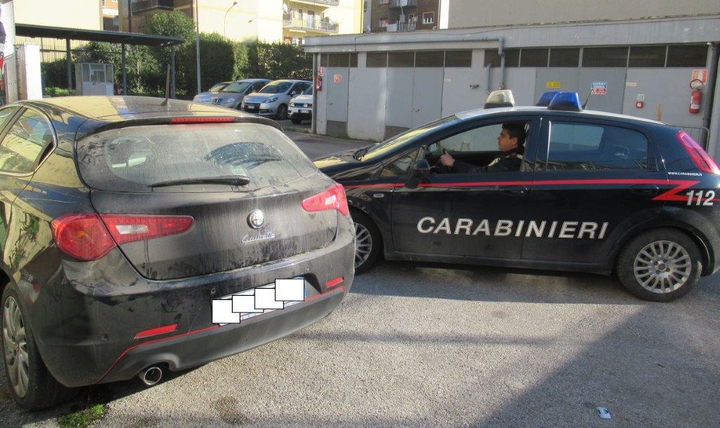 Casalduni| Carabinieri ritrovano auto rubata