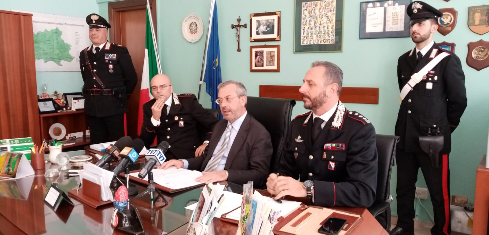 Benevento| “Mercato Rionale”, blitz dei Carabinieri: si spacciava in piazza e si consumava in casa
