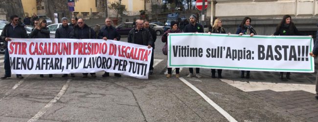 Benevento| Mattarella in città: la protesta pacifica di cittadini e comitati