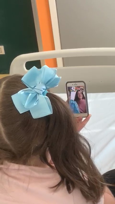 Avellino| La piccola Giovanna e la videochiamata con Lui e Sofì, gioia ed emozione al “Moscati”