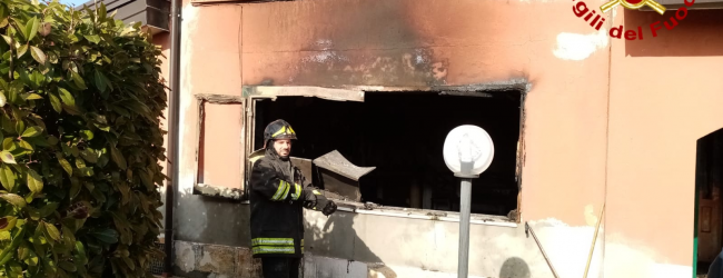 Lioni| Stufa a gas provoca un incendio nell’abitazione, 80enne ustionato ma vivo per miracolo