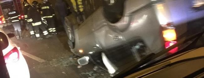 Incidente sotto la galleria di Solofra: auto si ribalta, due feriti ricoverati all’ospedale “Landolfi”