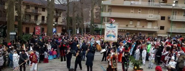 Carnevali irpini riuniti: via a sfilate e convegni, poi il gran finale a Mercogliano