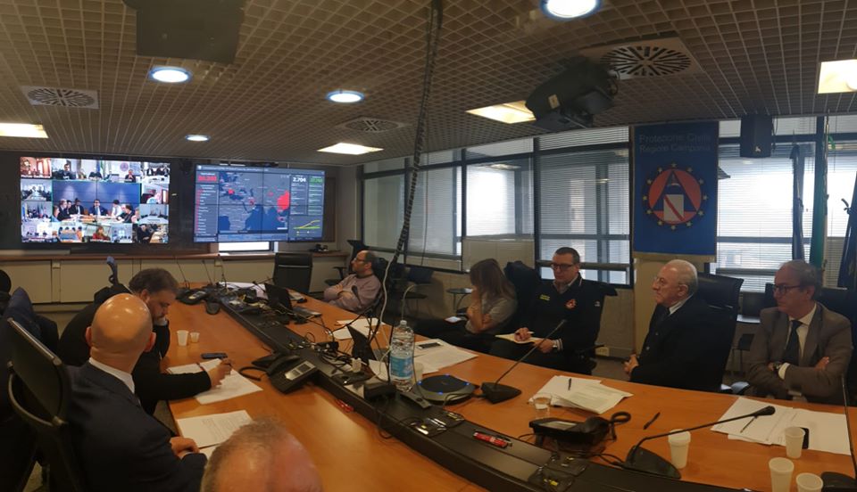 Coronavirus, scuole e Unviersità aperte in Campania