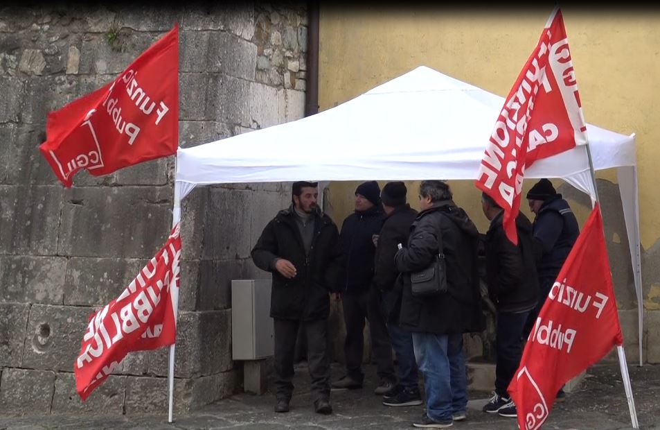 Benevento| Samte con le casse vuote e i lavoratori a 400 mensili