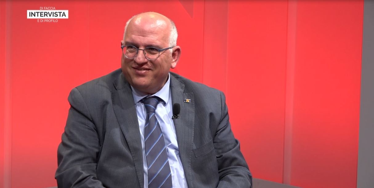 De Luca: Subito un protocollo nazionale per l’impiego del farmaco anti-artrite. Lo chiede l’oncologo Paolo Ascierto