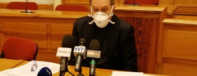 Benevento| Covid-19, Mastella: “Da domani distribuiremo mascherine anche alle categorie non a rischio”