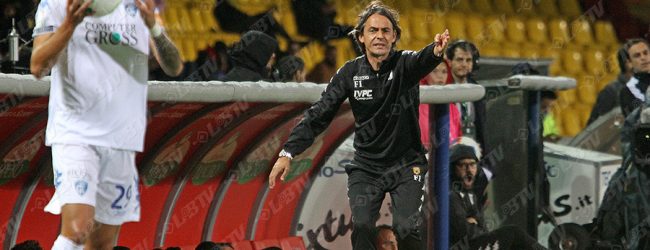 Serie B, Stirpe chiede la sospensione. Nel pomeriggio riunione di Lega