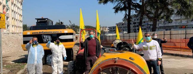 Napoli, i trattori Coldiretti per la sanificazione partono da Scampia