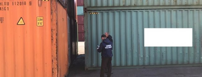 I Noe sequestrano 28 container di rifiuti nel porto di Salerno provenienti dalla Bulgaria, in parte erano stati spediti dall’Irpinia