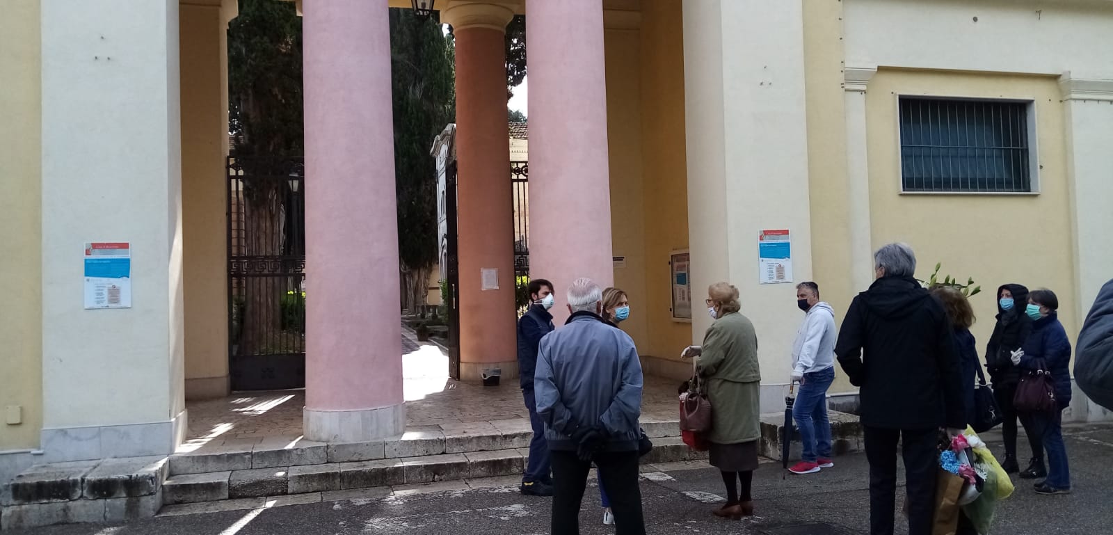 Benevento| Servizio lampade votive, il canone per il 2020 ammonta a 30,00 euro