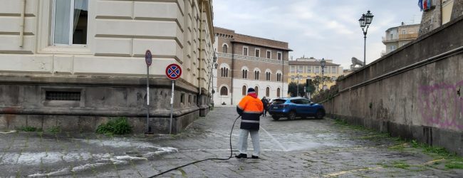 Covid-19, a Benevento prosegue la sanificazione del centro storico