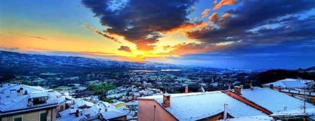 Primo aprile con la neve, week-end con il sole: pazza primavera