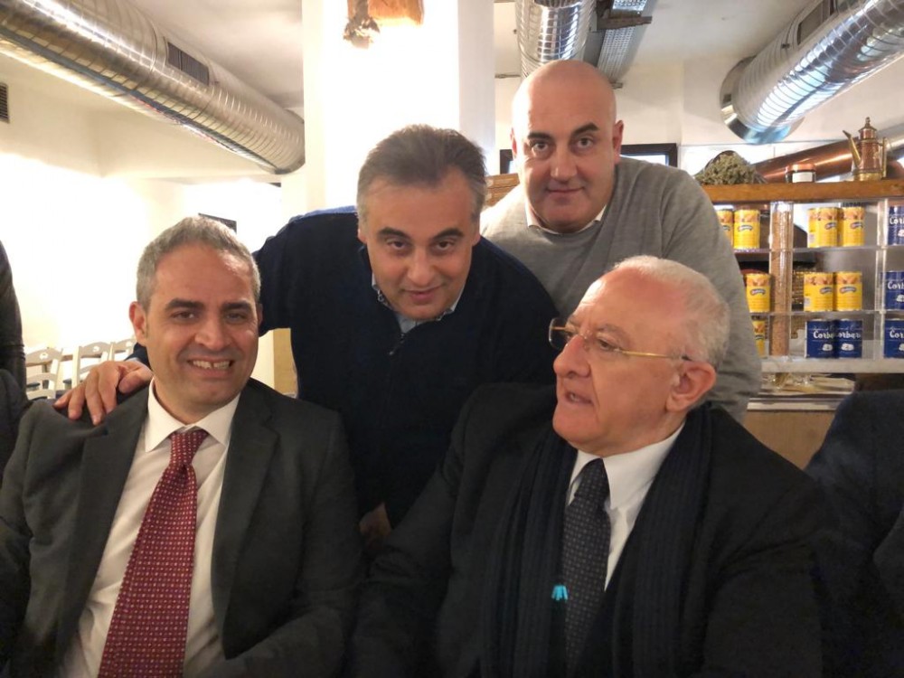 Forino| Il consigliere Rubinaccio dona 800 mascherine alla comunità: grazie a Petracca e al sindaco di Quindici