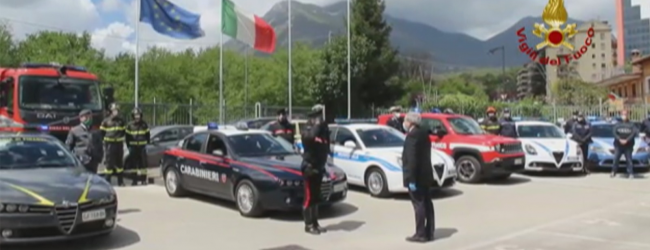 Avellino| Omaggio delle forze dell’ordine in Questura per la morte del poliziotto Pasquale Apicella