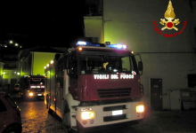 Monteforte Irpino| Fiamme nella notte in un palazzo di via Nazionale, famiglie evacuate durante lo spegnimento