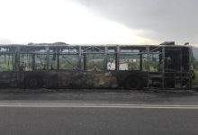 Autobus distrutto dalle fiamme lungo la Telesina, nessun ferito