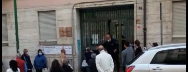 Benevento| Caos all’Asl di via XXIV Maggio: un paziente filma le immagini