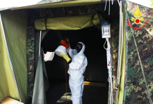 Sanificazione delle tende Asl ai caselli autostradali, in azione i vigili del fuoco di Avellino