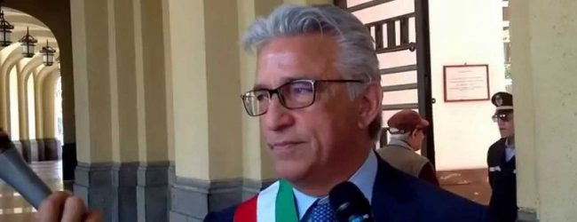 Caso movida, il sindaco di Salerno: Festa incita all’odio territoriale, chieda scusa e si dimetta