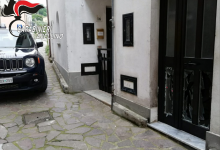 Aiello del sabato| Petardo esplode davanti all’ingresso di un’abitazione, paura nella notte in via Cesarini