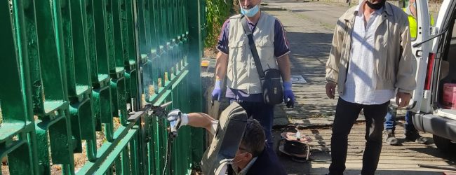 Benevento| Rifiuti abbandonati e luogo di incontro, chiusa la scuola Bosco Lucarelli