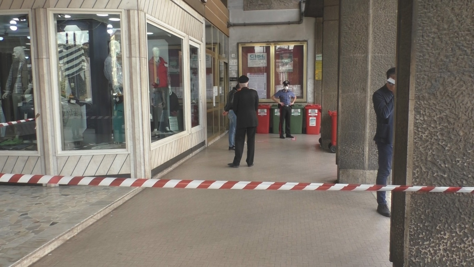 Avellino| Allarme bomba nella sede della Cisl, uffici sgomberati in via Carlo del Balzo