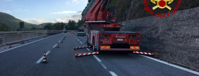 Monteforte Irpino| Incidente sul lavoro sull’A16, operaio 31enne trasportato in ospedale