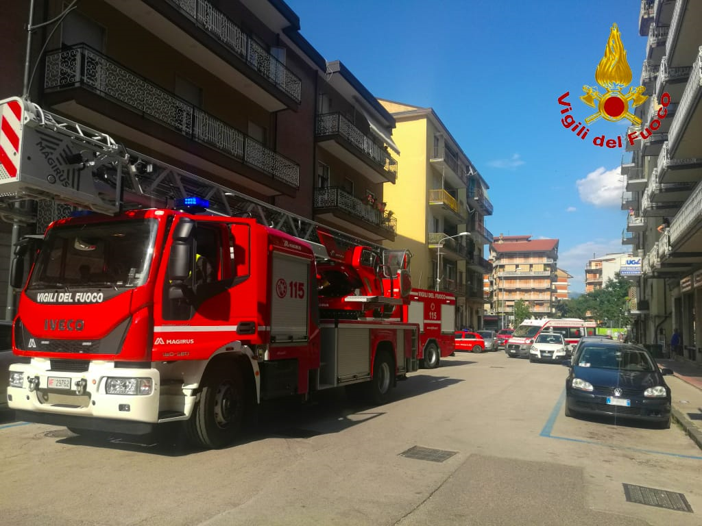 Avellino| Cade in casa dopo un malore, 65enne soccorsa dai vigili del fuoco