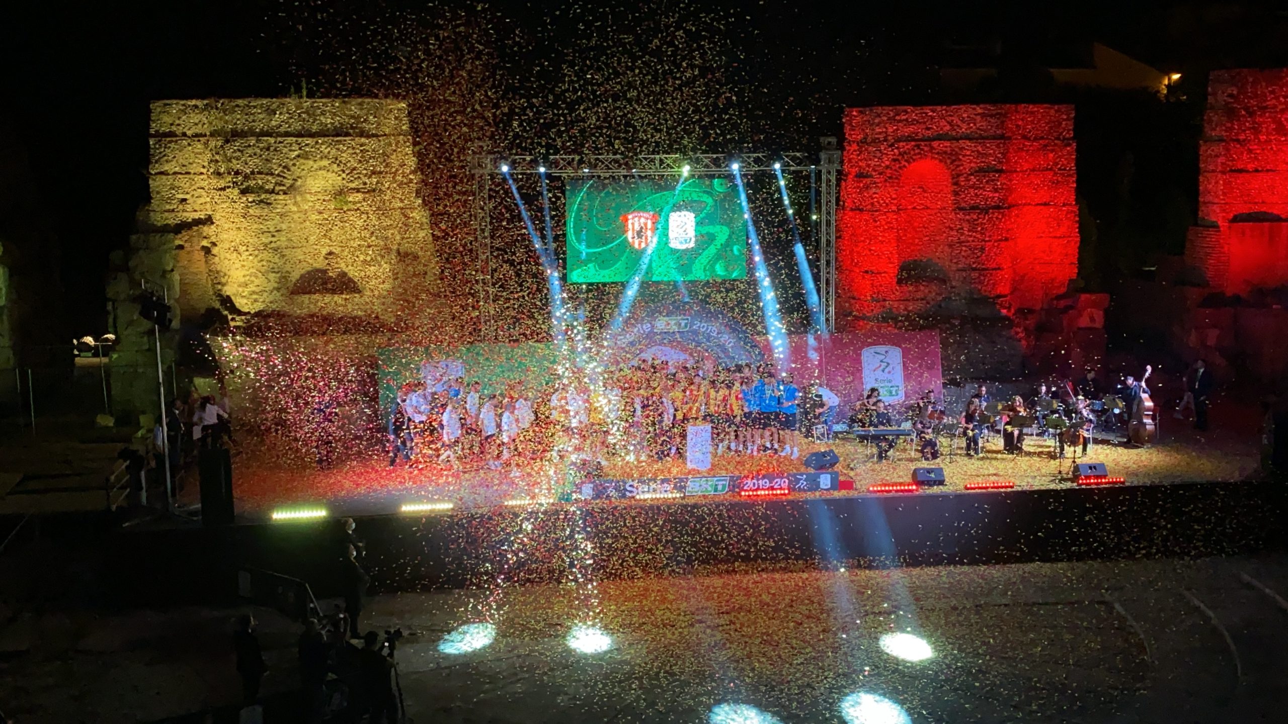 Benevento, al Teatro Romano le Ali della Vittoria