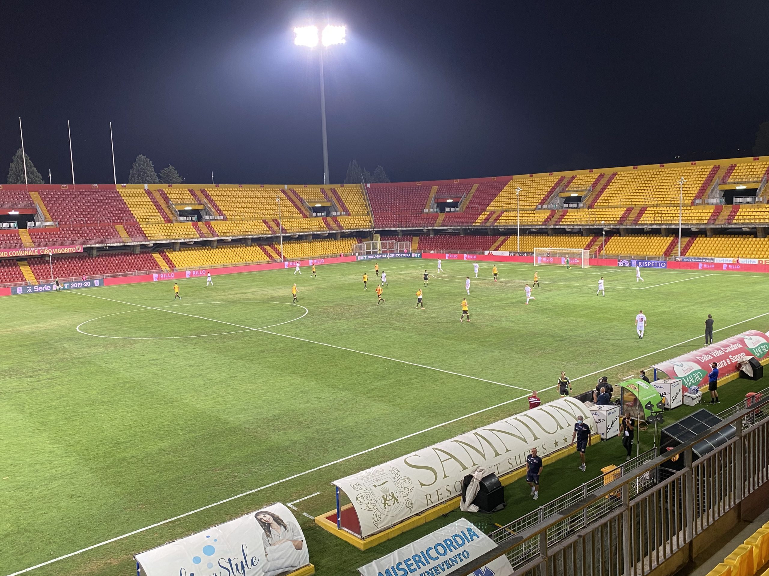 Benevento-Livorno: 3-1. La Strega torna a vincere. Sau e Kragl firmano il testacoda