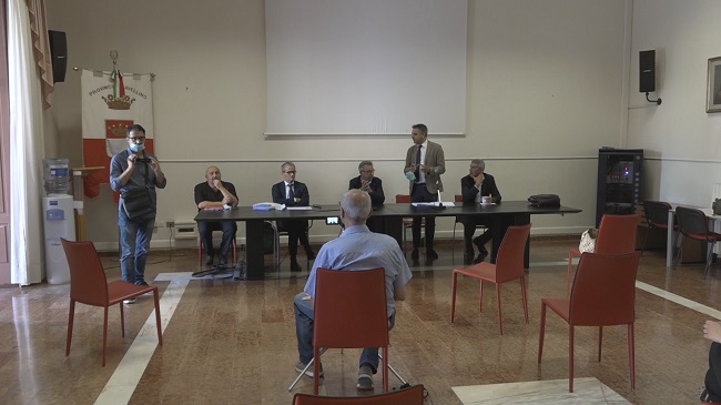 Crisi idrica in Irpinia, riattivati due pozzi a Montoro. Ciarcia: “Le reti sono vecchie non possiamo fare miracoli”