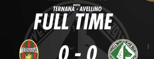 L’ Avellino pareggia a Terni:  fuori dai play-off