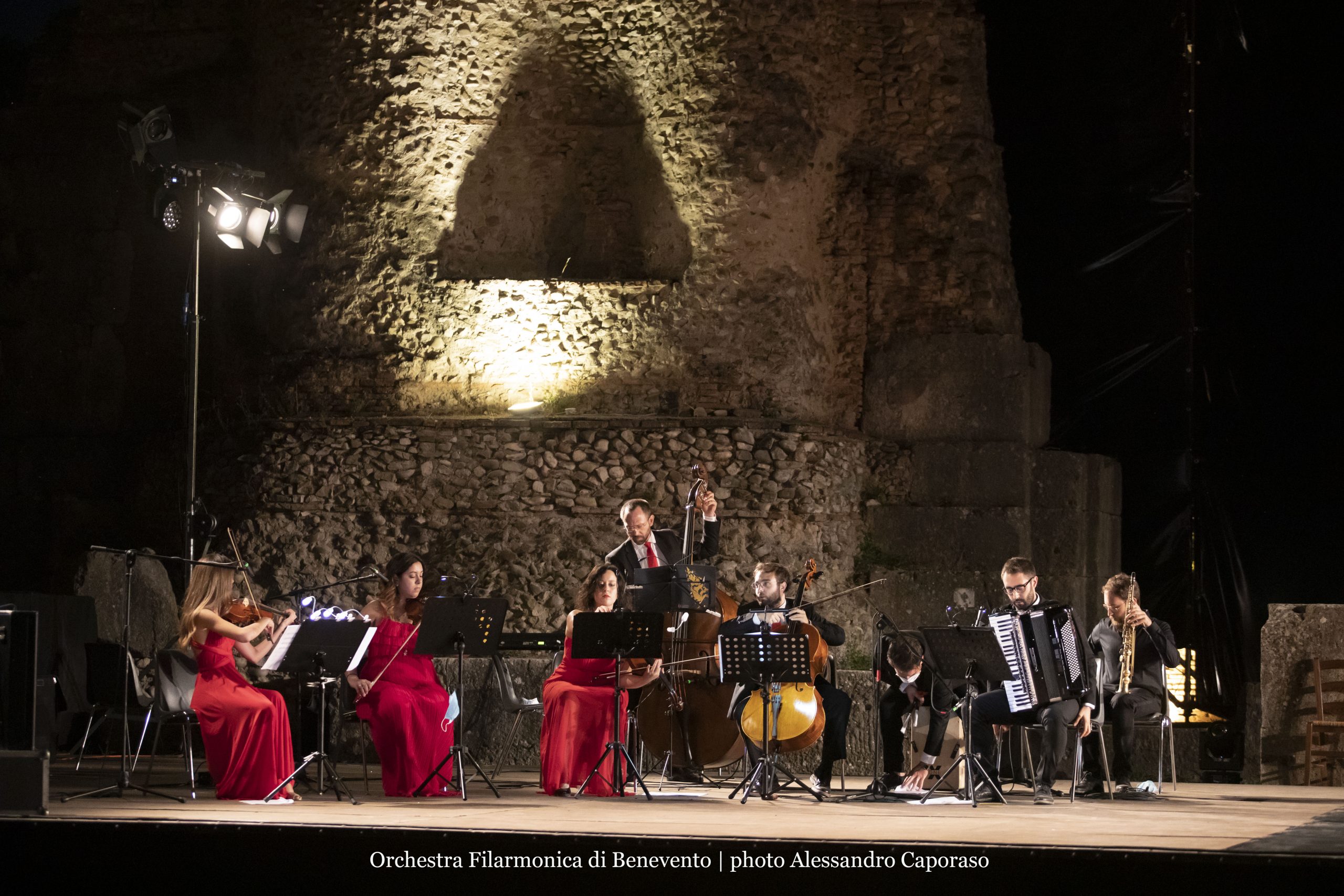 Benevento| “Rosso,storie di tango” al Teatro Romano si accende la passione