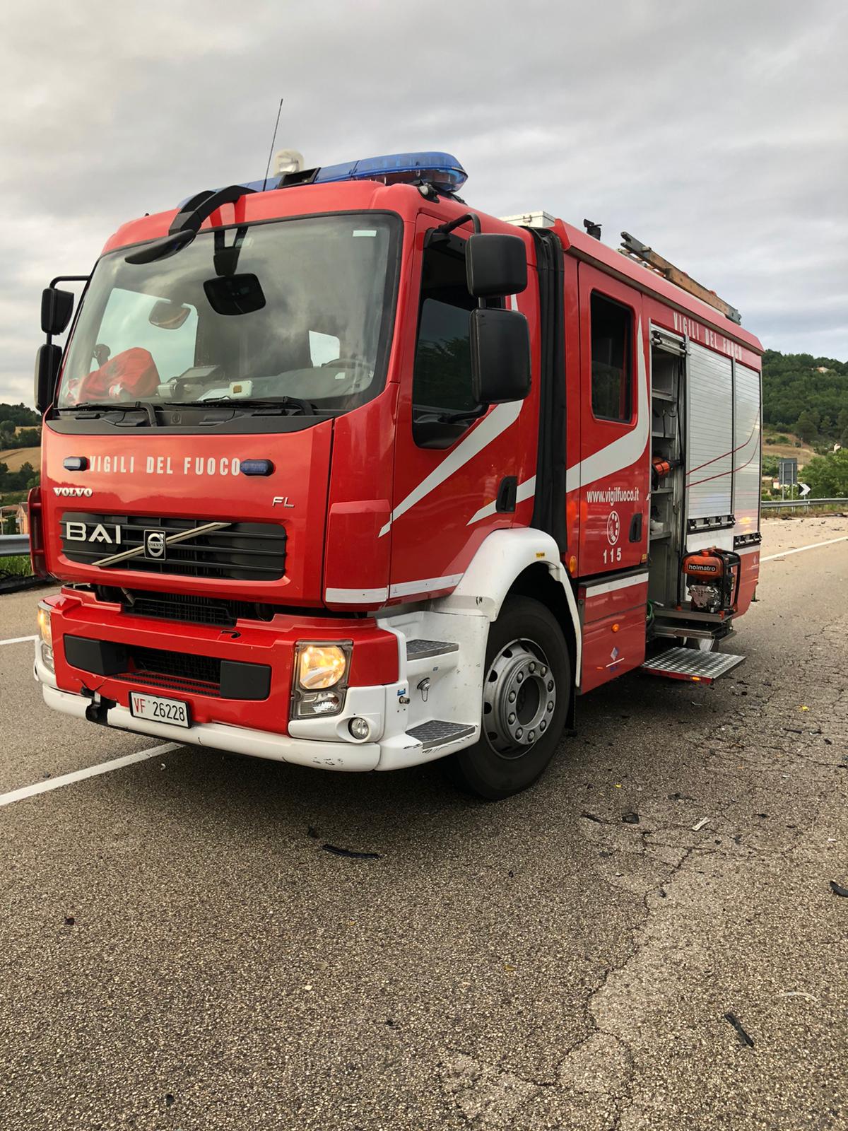 Benevento| Incidente lungo la Tangenziale Ovest, paura e feriti