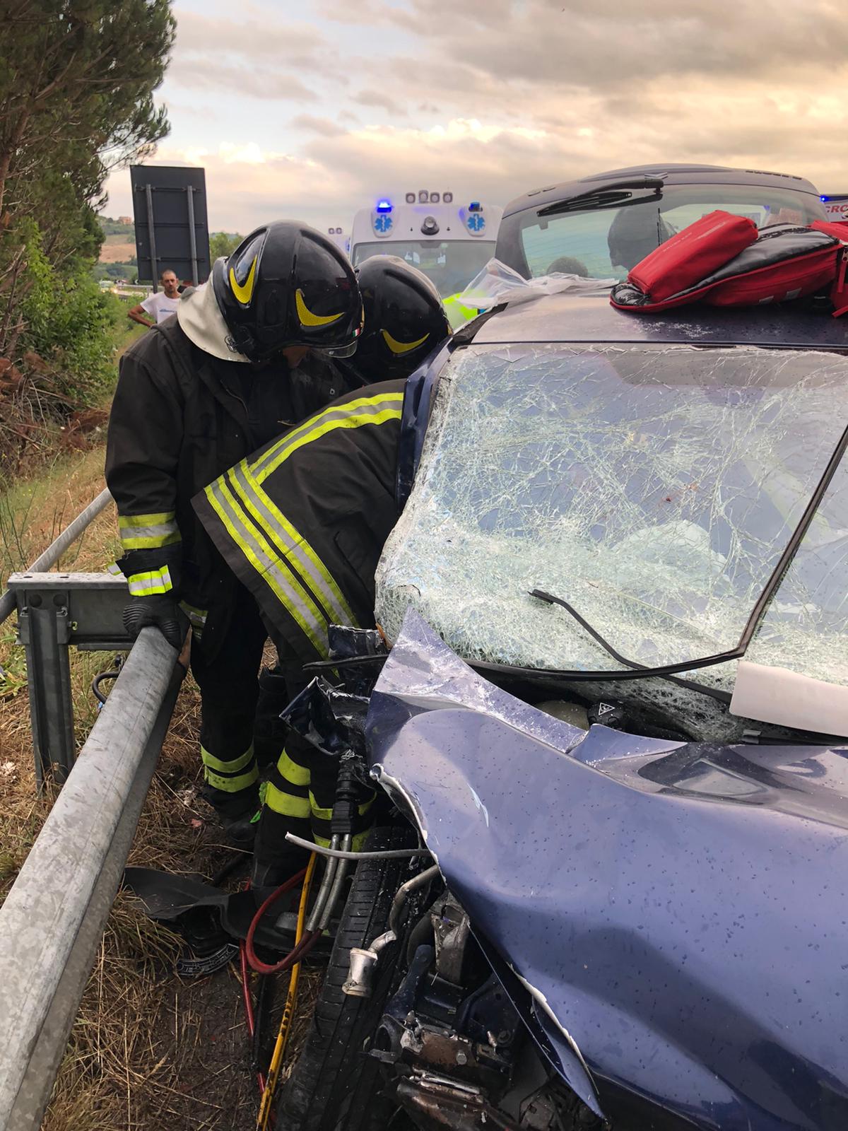 Benevento Incidente lungo la Tangenziale Ovest, paura e feriti Lab