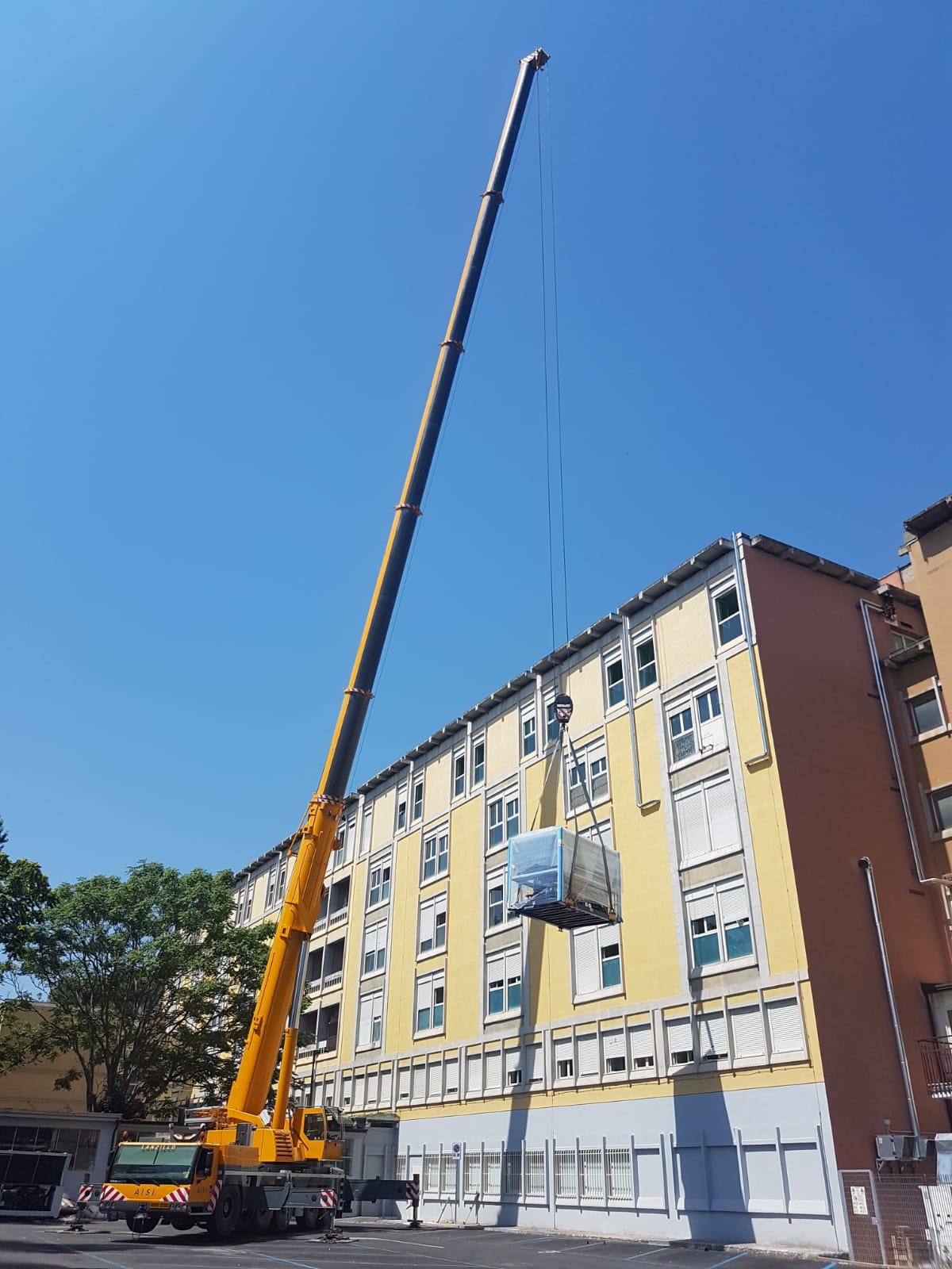 “San Pio”, climatizzatore in avaria al Padiglione “Santa Teresa”: oggi la sostituzione