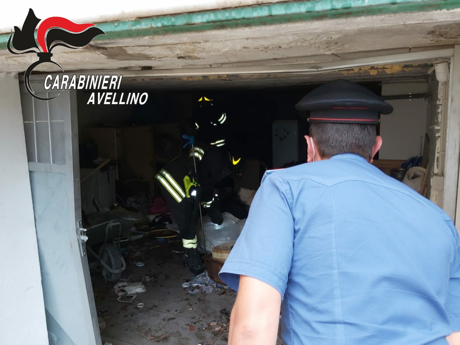 Castel Baronia| Esplosione in un garage: nessun ferito, solo un grande spavento tra i residenti