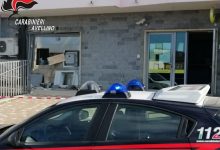 Furto con esplosivo al bancomat dell’ufficio postale, indagini in corso