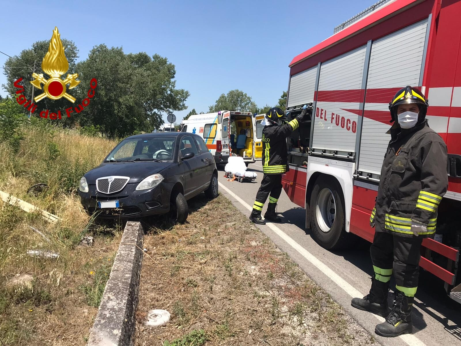 Conza della Campania| Auto sbanda e finisce fuori strada sulla ss 7, 56enne ferita ricoverata al “Moscati”
