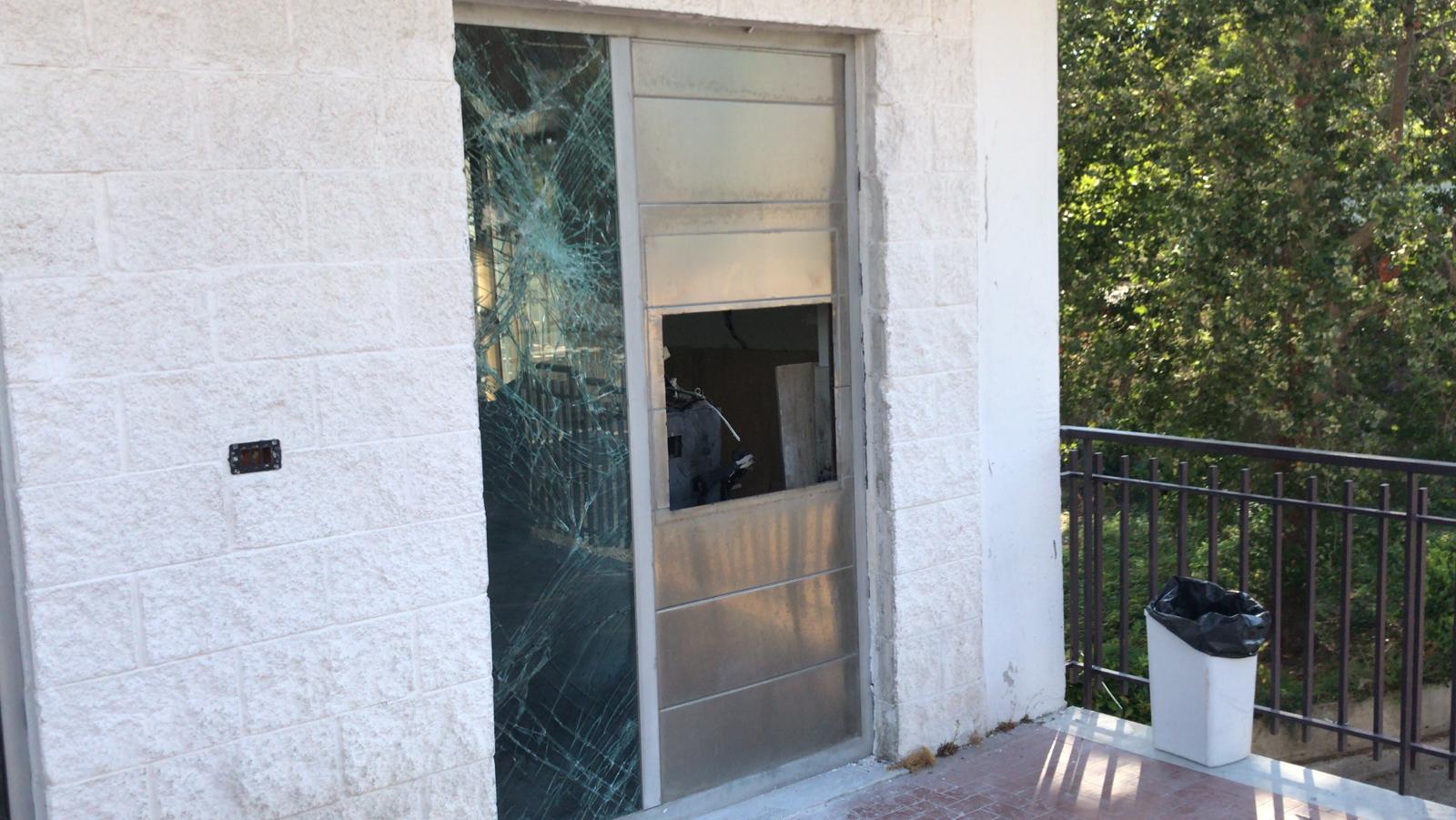 Roccabascerana| Furto con esplosivo al bancomat, in corso le indagini